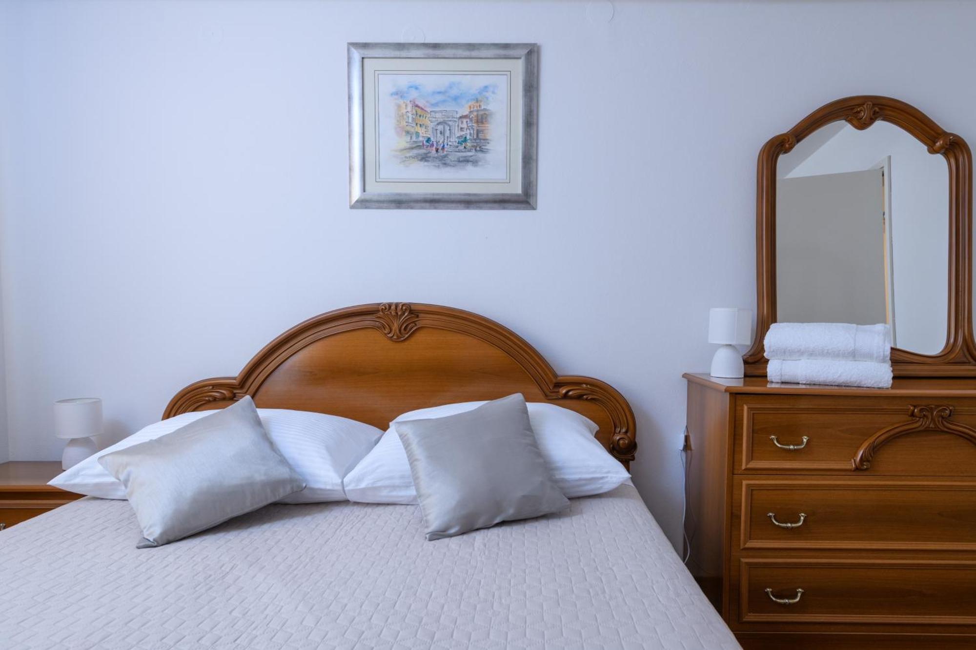 Krajcar Apartment Баньоле Екстериор снимка
