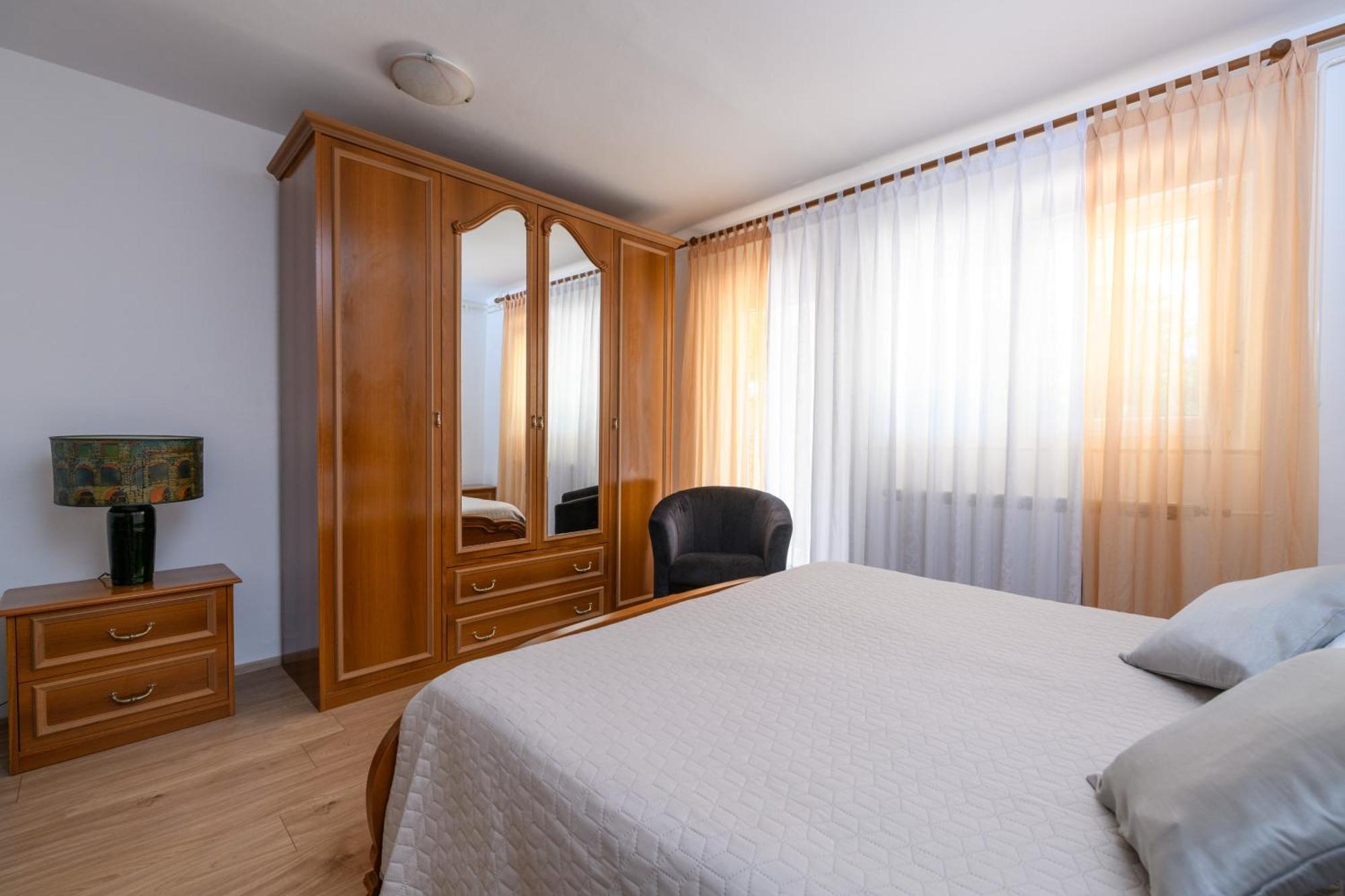 Krajcar Apartment Баньоле Екстериор снимка