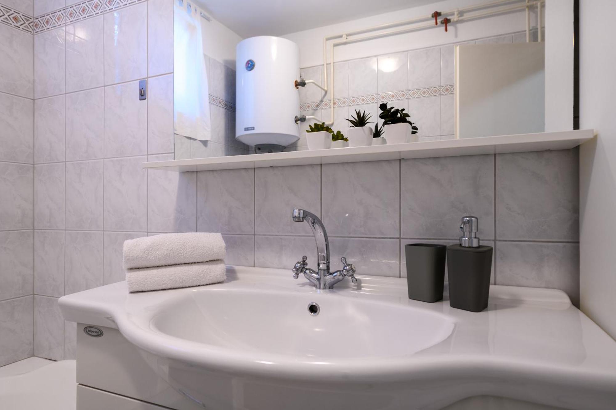Krajcar Apartment Баньоле Екстериор снимка