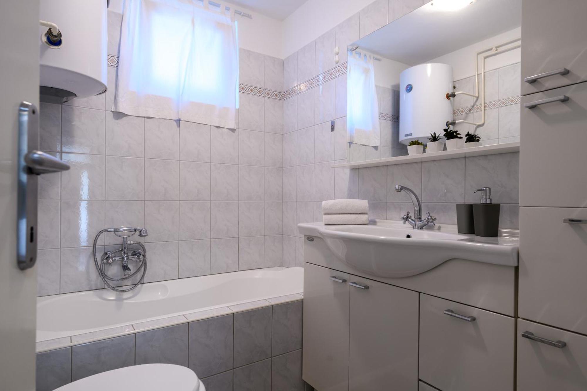 Krajcar Apartment Баньоле Екстериор снимка